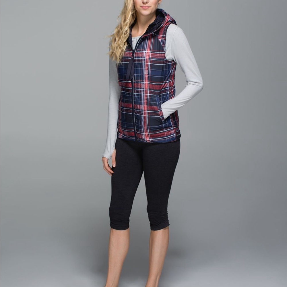 LULULEMON The Fluffiest Down Vest Hood Jacket Navy/Red Plaid Reversible | Sz 8